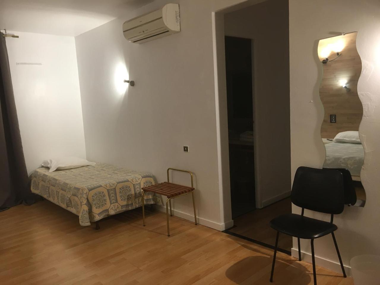 Hotel Restaurant La Garenne Tresserre Kültér fotó